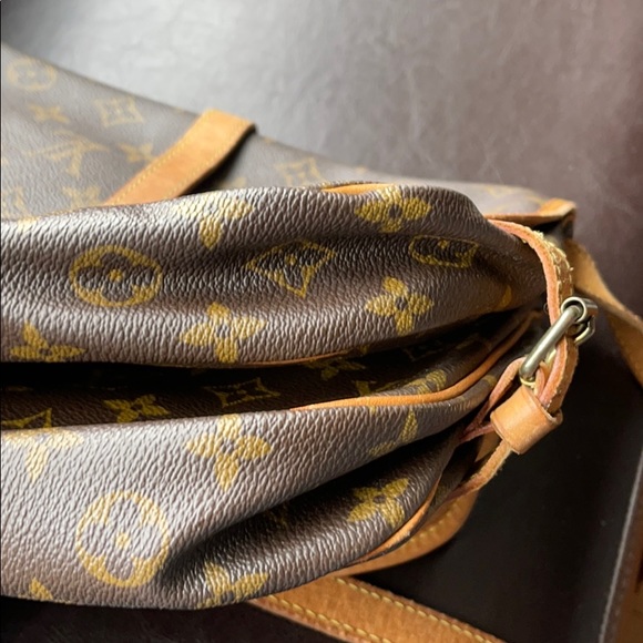 Louis Vuitton bag - Picture 6 of 11